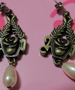 Alice and the Pirates Rose Earrings