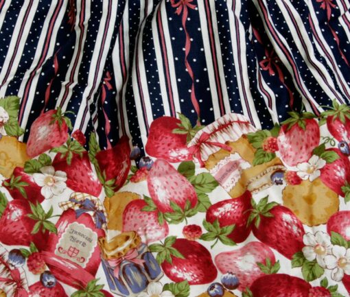Innocent World Strawberry Jam JSK