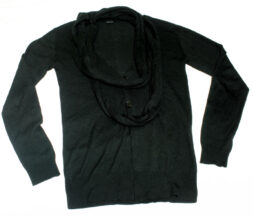 Gadget Grow Attached Scarf Cardigan