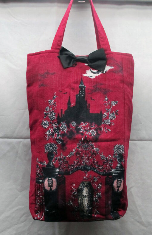 Alice and the Prirates Vampire Requiem Tote Bag