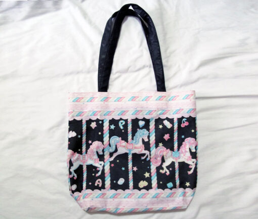 Swimmer Basket Purse