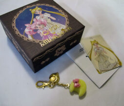 QPOT Sailor Moon Collaboration Sailor Pralie Bag Charm Sailor Moon Version (with Limited Card)