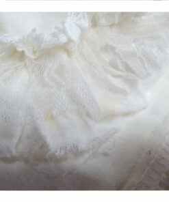 Gramm Lace Flower Brooch Cutsew