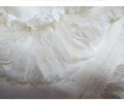 Gramm Lace Flower Brooch Cutsew