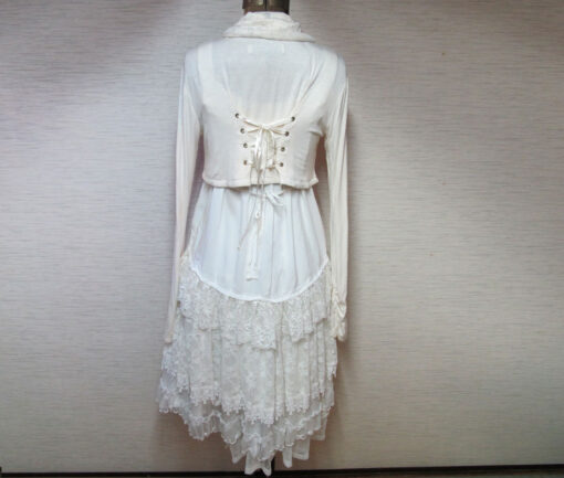 GRAMM White Lace Skirt