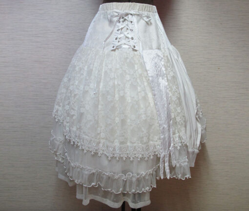 GRAMM White Lace Skirt