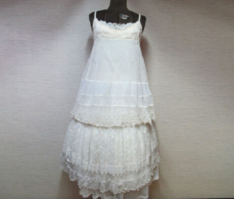 GRAMM White Lace Skirt