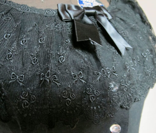 Innocent World Ribbon Lace Short Sleeve Cardigan
